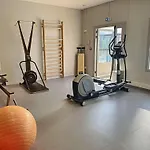Ferienhaus Mobil-home Grand Confort 2 Chambres, Proche Plage, 4 Pers., Piscine Chauffée, Parking, Wi-fi Gratuit - Fr-1-361a-86 *