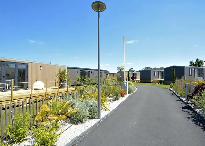 Mobil-home Grand Confort 2 Chambres, Proche Plage, 4 Pers., Piscine Chauffée, Parking, Wi-fi Gratuit - Fr-1-361a-86 Casa vacanze